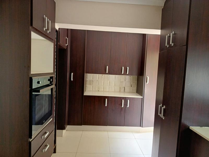 To Let 3 Bedroom Property for Rent in Fourways Gauteng