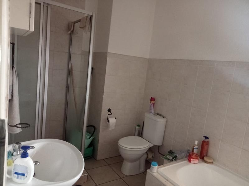 2 Bedroom Property for Sale in Halfway Gardens Gauteng