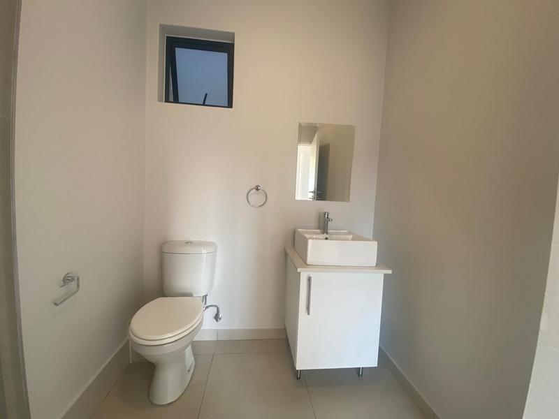 To Let 1 Bedroom Property for Rent in Halfway Gardens Gauteng
