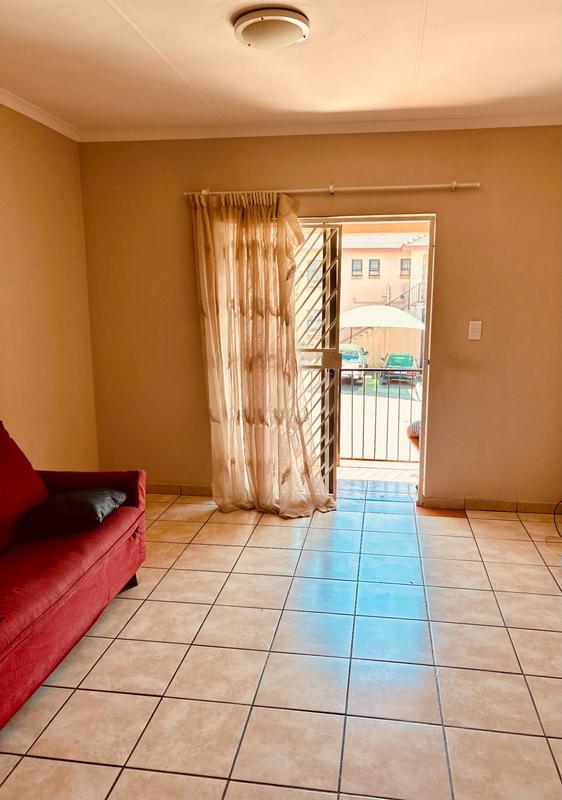 2 Bedroom Property for Sale in Groblerpark Gauteng