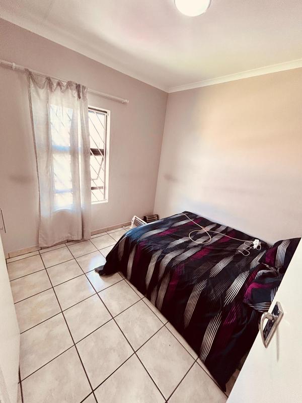 2 Bedroom Property for Sale in Groblerpark Gauteng