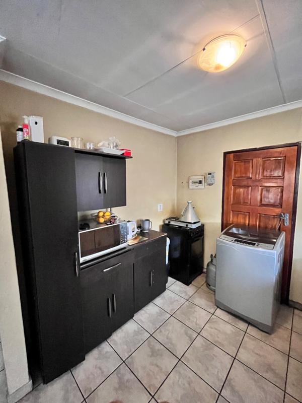 3 Bedroom Property for Sale in Olievenhoutbosch Gauteng