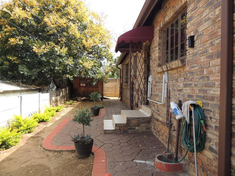 3 Bedroom Property for Sale in Mountain View Gauteng