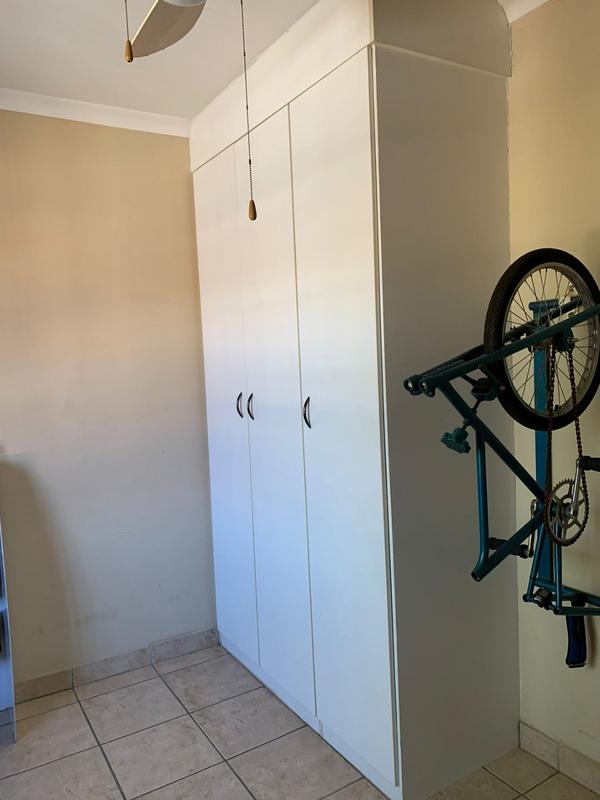 3 Bedroom Property for Sale in Mountain View Gauteng