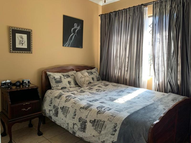 3 Bedroom Property for Sale in Mountain View Gauteng