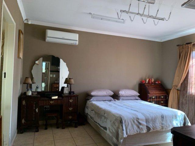 3 Bedroom Property for Sale in Mountain View Gauteng