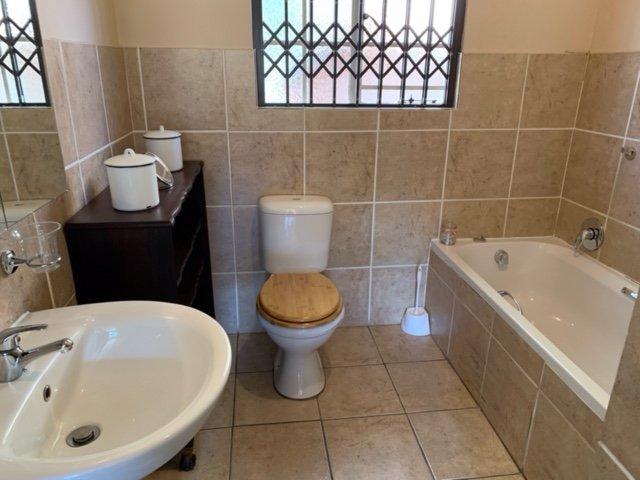 3 Bedroom Property for Sale in Mountain View Gauteng