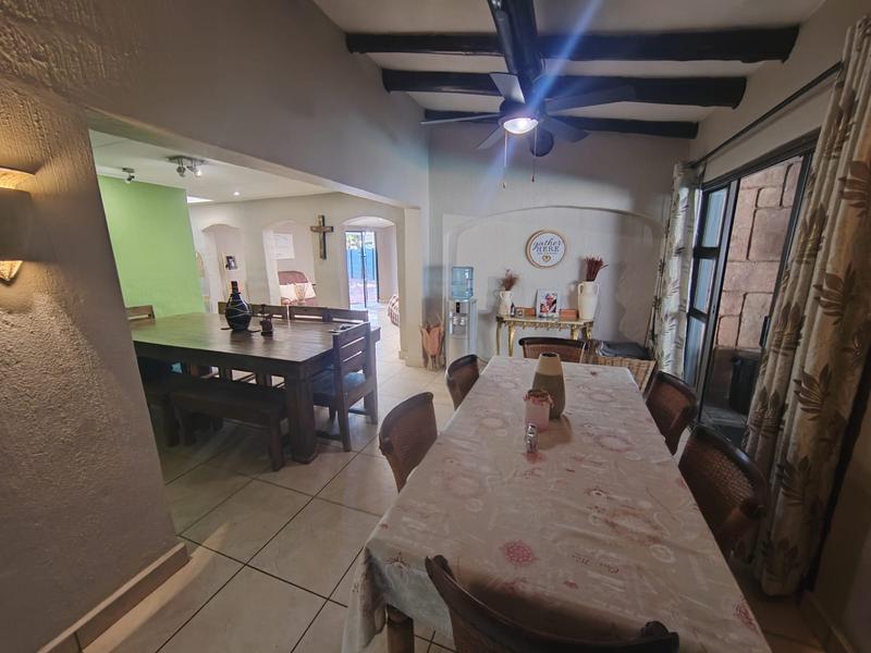 4 Bedroom Property for Sale in Sinoville Gauteng