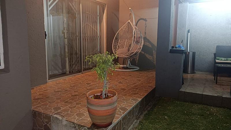 2 Bedroom Property for Sale in Delarey Gauteng