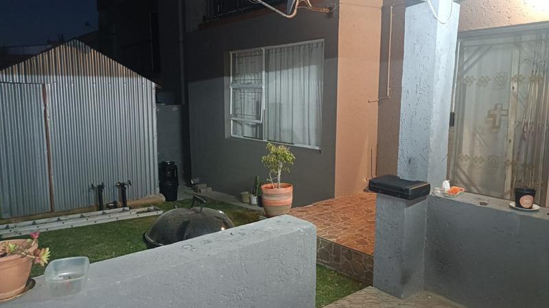 2 Bedroom Property for Sale in Delarey Gauteng