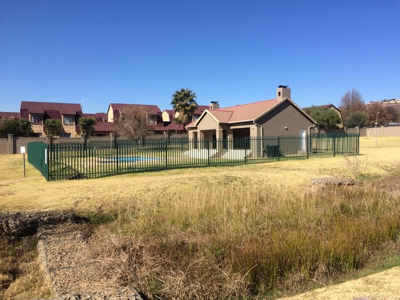 1 Bedroom Property for Sale in Ruimsig Gauteng