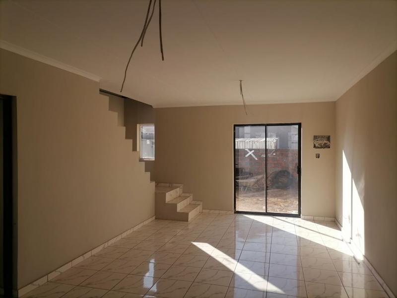 2 Bedroom Property for Sale in Buhle Park Gauteng