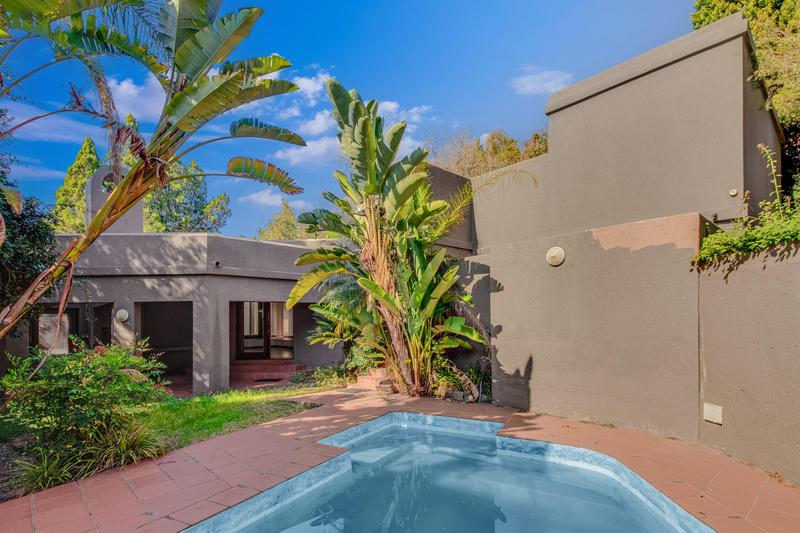 3 Bedroom Property for Sale in Magaliessig Gauteng