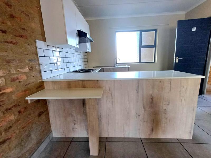 2 Bedroom Property for Sale in Pomona AH Gauteng