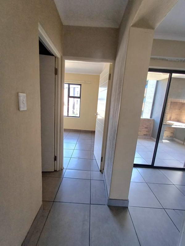 2 Bedroom Property for Sale in Pomona AH Gauteng