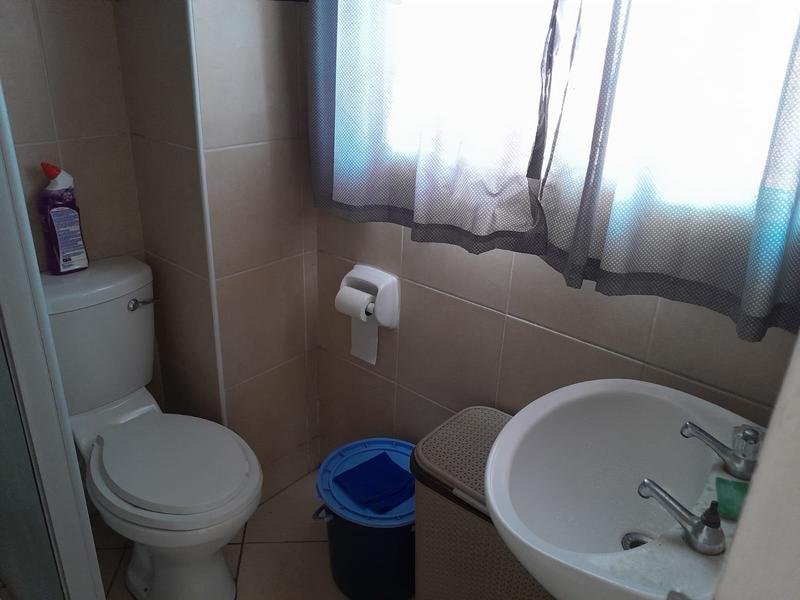 To Let 1 Bedroom Property for Rent in Karenpark Gauteng