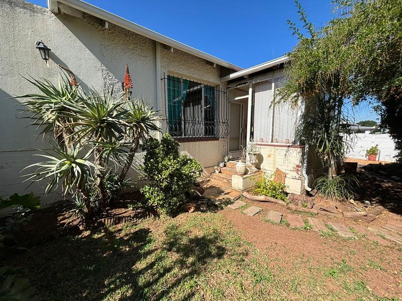 3 Bedroom Property for Sale in Florida Gauteng