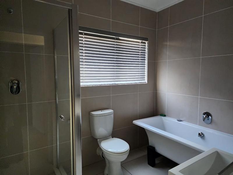 To Let 3 Bedroom Property for Rent in Kyalami Hills Gauteng