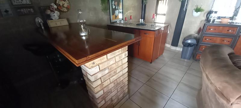 4 Bedroom Property for Sale in Dorandia Gauteng