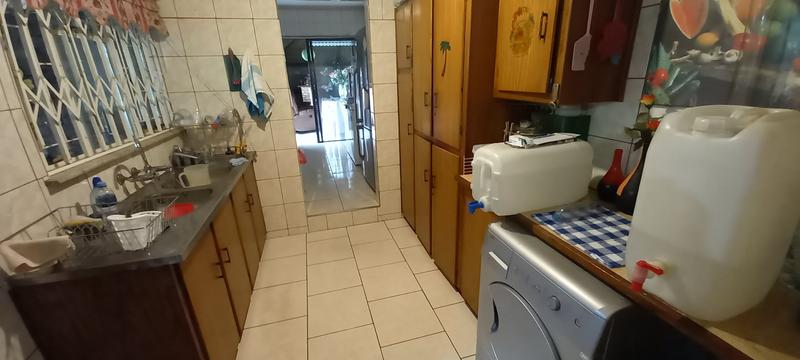 4 Bedroom Property for Sale in Dorandia Gauteng