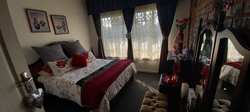 4 Bedroom Property for Sale in Dorandia Gauteng