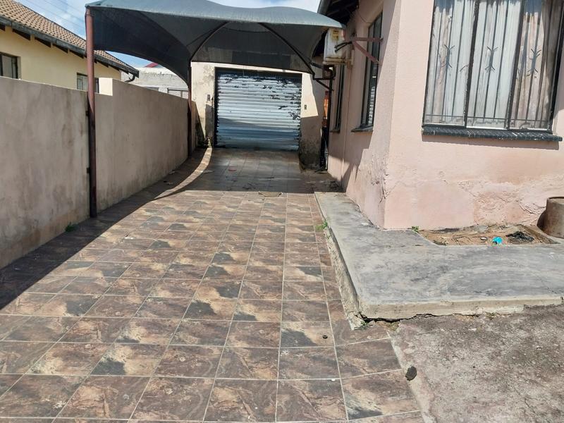 2 Bedroom Property for Sale in Ebony Park Gauteng