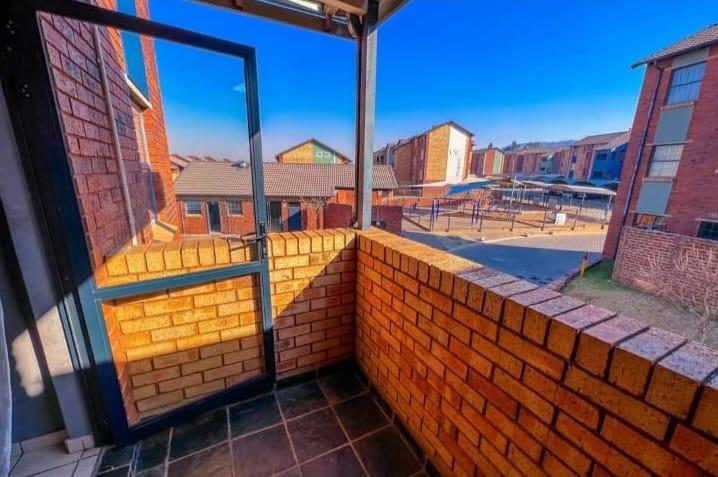 2 Bedroom Property for Sale in Kibler Park Gauteng