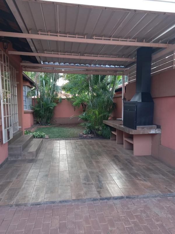 2 Bedroom Property for Sale in Florauna Gauteng