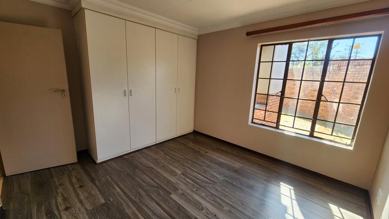 2 Bedroom Property for Sale in Montana Tuine Gauteng