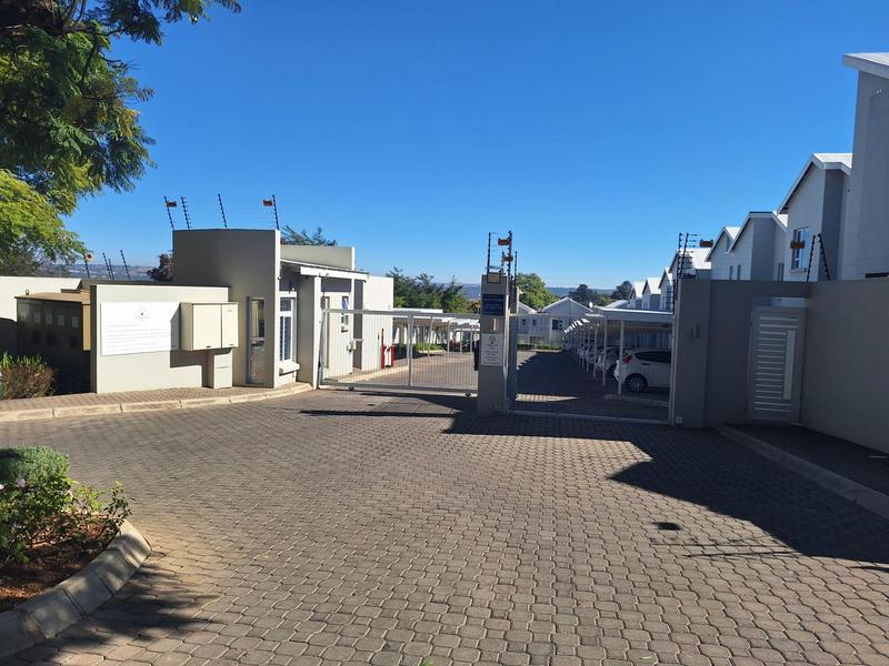 2 Bedroom Property for Sale in Linden Gauteng