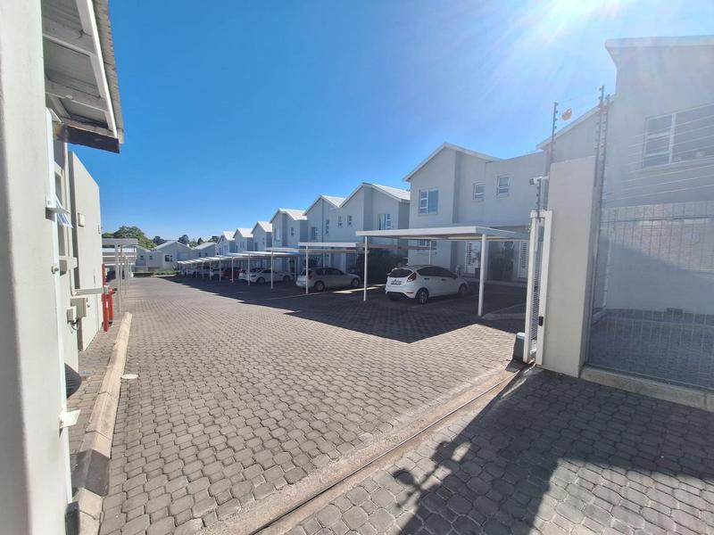 2 Bedroom Property for Sale in Linden Gauteng