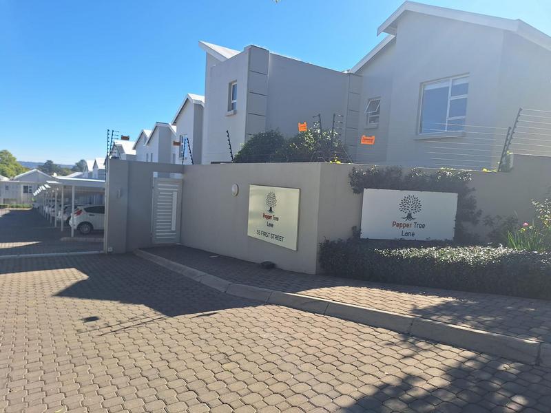 2 Bedroom Property for Sale in Linden Gauteng