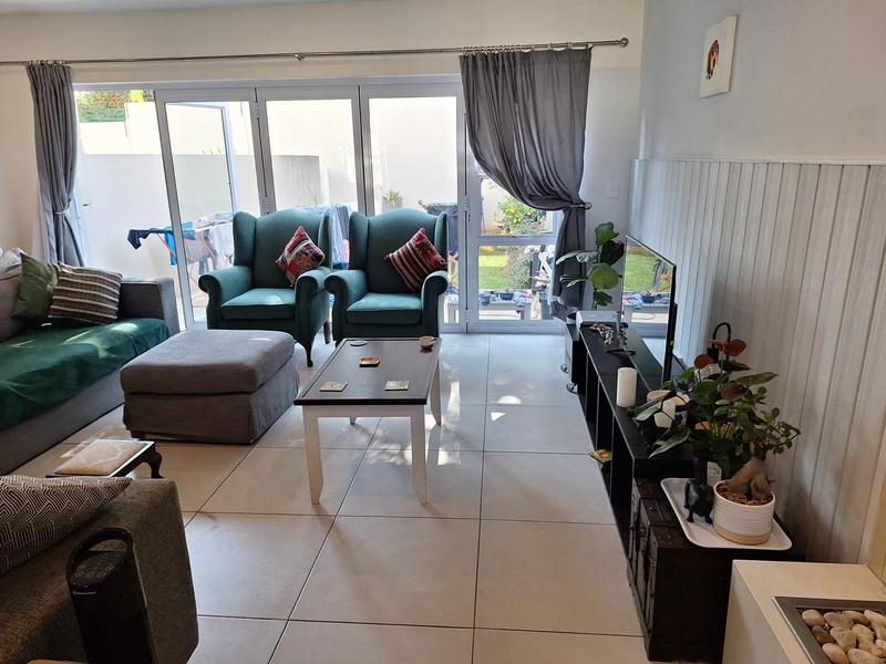 2 Bedroom Property for Sale in Linden Gauteng