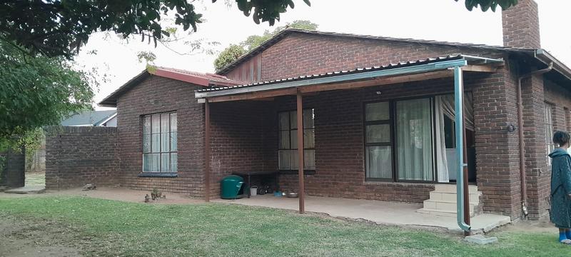 3 Bedroom Property for Sale in Birchleigh North Gauteng