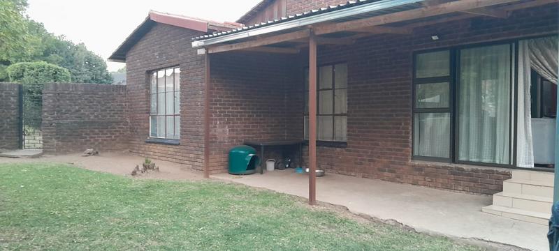 3 Bedroom Property for Sale in Birchleigh North Gauteng