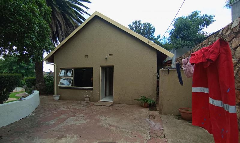 5 Bedroom Property for Sale in Quellerina Gauteng