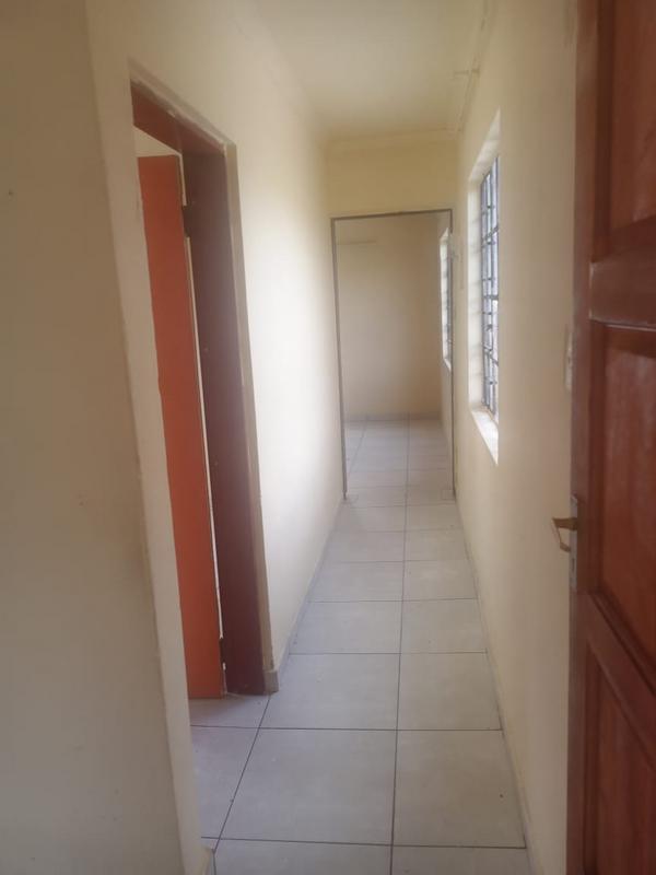 To Let 1 Bedroom Property for Rent in Austinview Gauteng