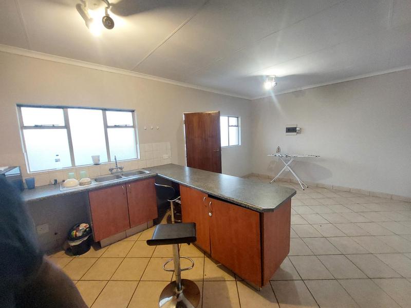 2 Bedroom Property for Sale in Country View Estate Gauteng