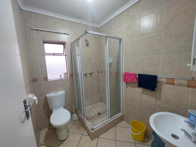 2 Bedroom Property for Sale in Country View Estate Gauteng