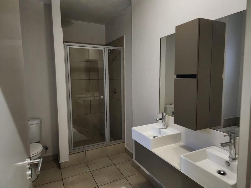 3 Bedroom Property for Sale in Broadacres Gauteng