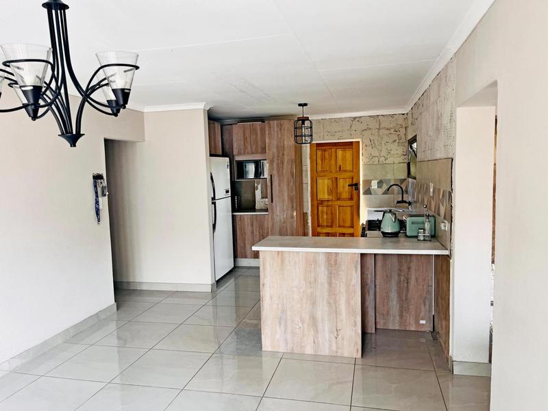 2 Bedroom Property for Sale in Van Riebeeck Park Gauteng