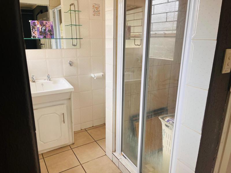 2 Bedroom Property for Sale in Van Riebeeck Park Gauteng