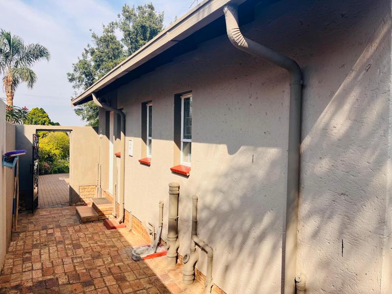 2 Bedroom Property for Sale in Van Riebeeck Park Gauteng