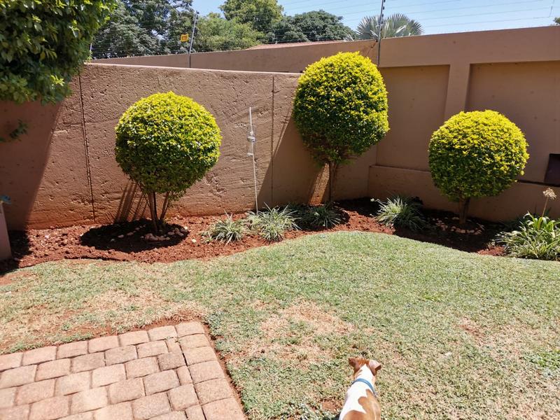 2 Bedroom Property for Sale in Annlin Gauteng