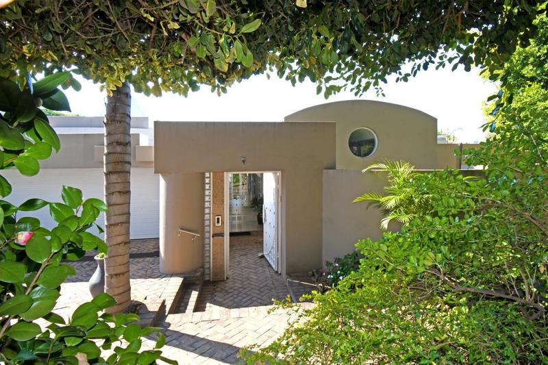 4 Bedroom Property for Sale in Hurlingham Gauteng