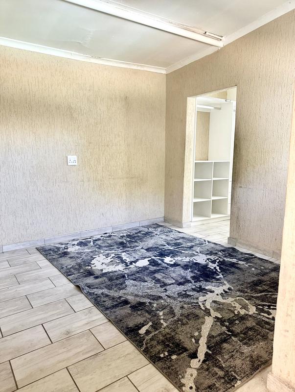 To Let 1 Bedroom Property for Rent in Kensington Gauteng