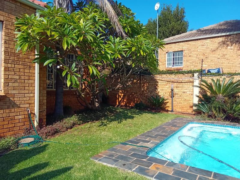 4 Bedroom Property for Sale in Amorosa Gauteng