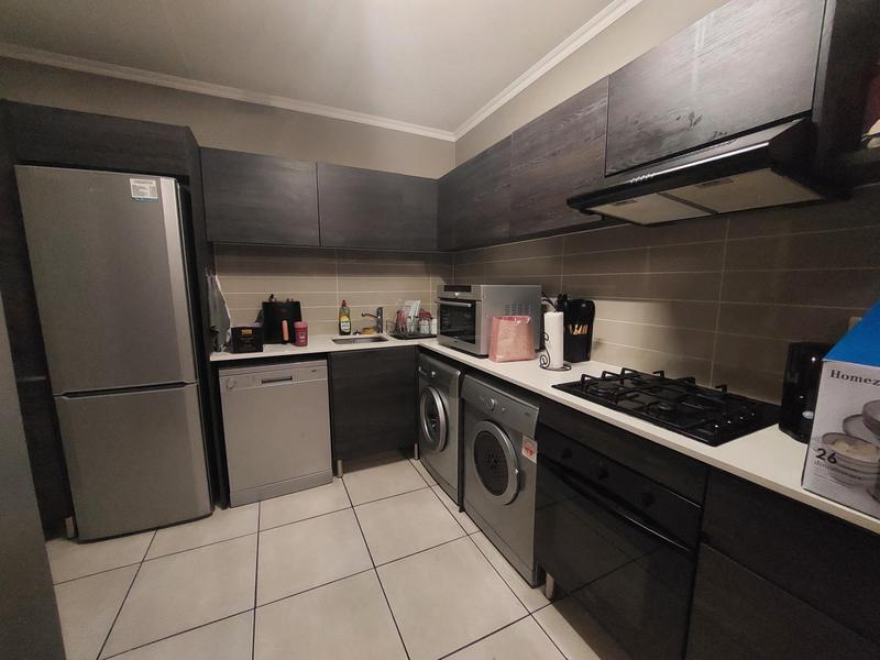 1 Bedroom Property for Sale in Olivedale Gauteng