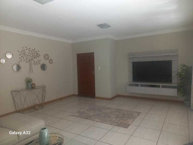 3 Bedroom Property for Sale in Brentwood Park Gauteng