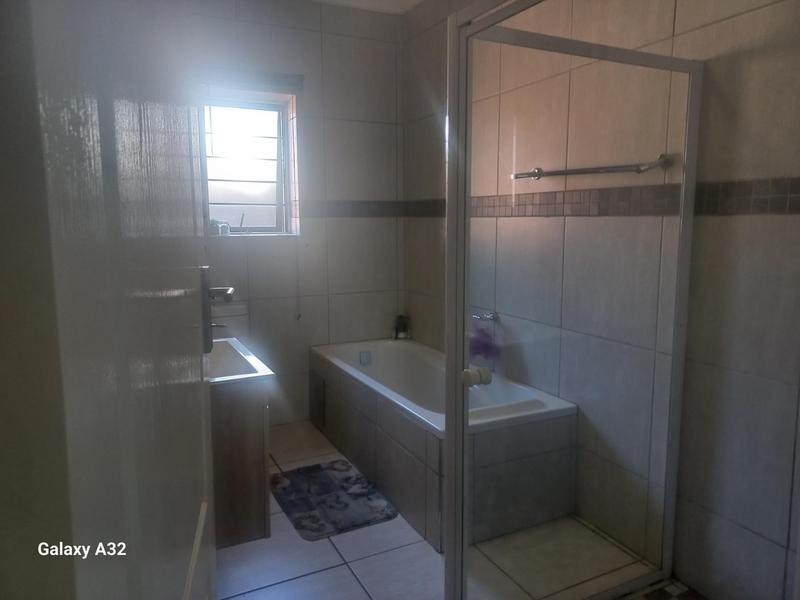 3 Bedroom Property for Sale in Brentwood Park Gauteng